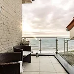 Inselblume 18 - Mit Meerblick & Galerie In Der Strandburg
