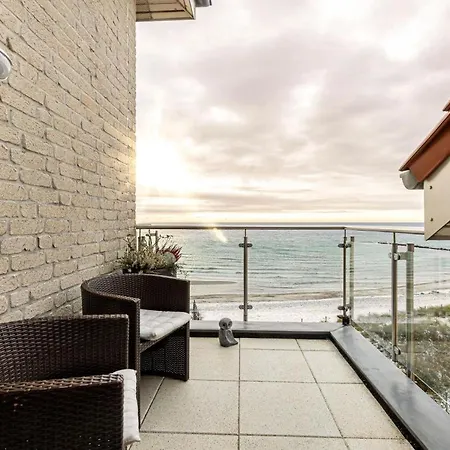 Inselblume 18 - Mit Meerblick & Galerie In Der Strandburg