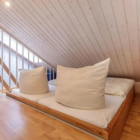 Inselblume 18 - Mit Meerblick & Galerie In Der Strandburg Tatil Evi Burgtiefe auf Fehmarn