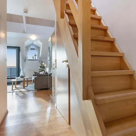 Tatil Evi Inselblume 18 - Mit Meerblick & Galerie In Der Strandburg Burgtiefe auf Fehmarn